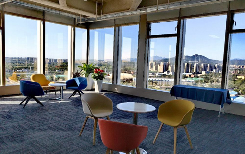 翔鹰大厦实拍图2